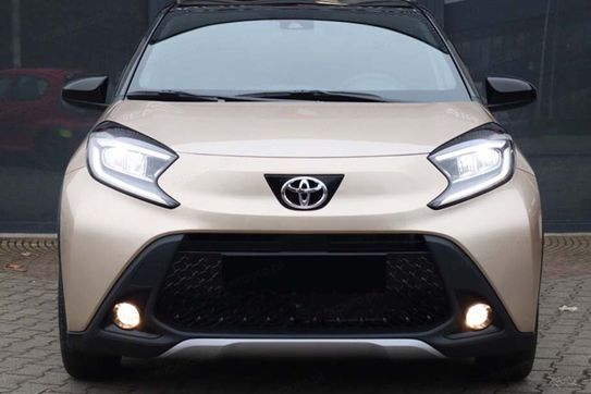 Toyota Aygo X Executive 1.0 benzyna