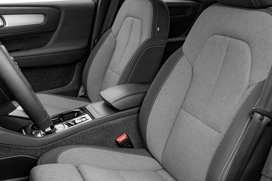 Volvo XC40 B3 Plus Dark