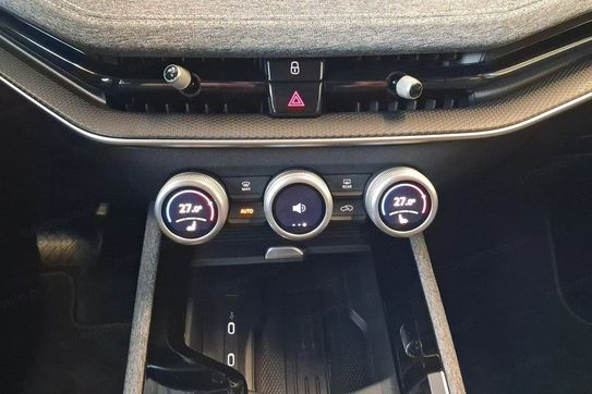 Skoda Superb 2.0 TDI 4x4  DSG