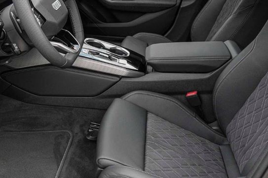 Audi A6 TDI quattro S line Avant