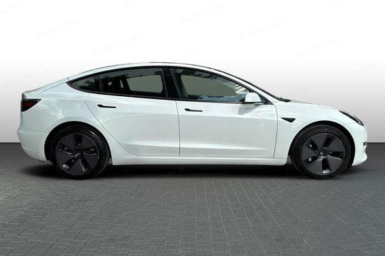 Tesla Model 3 RWD