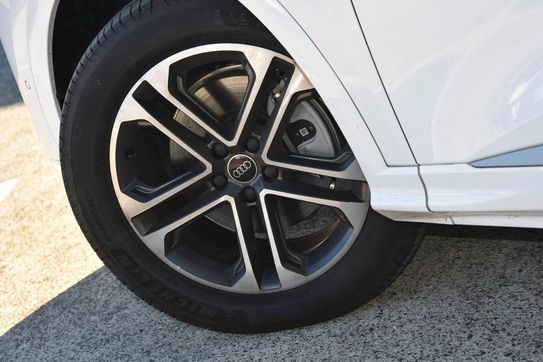 Audi Q5 TDI quattro S line Sportback