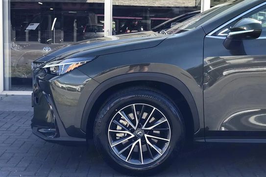Lexus NX 350h Elegance 2.5 Hybrid