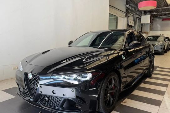 Alfa Romeo Giulia 2.9 Bi Turbo V6 Quadrifoglio