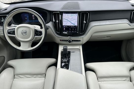 Volvo XC60 T8 Plug-In Hybrid AWD Plus Bright aut