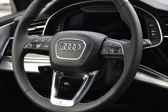 Audi Q7 45 TDI quattro S Line