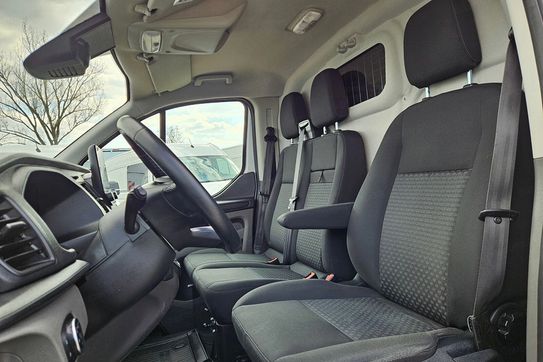 Ford Transit Custom L2H1 AT