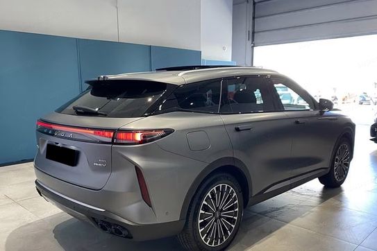 Omoda 9 1.5 Super Hybrid Exclusive AWD