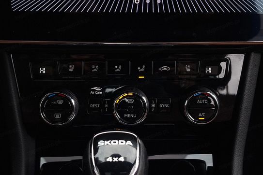 Skoda Superb 2.0 TDI SCR 4x4 L&K DSG