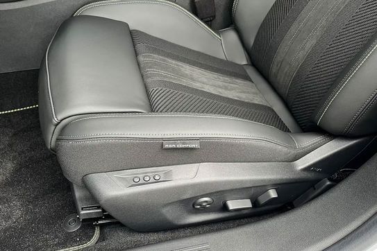 Peugeot 308 GT e-DCS 1.2 mHEV