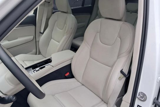 Volvo XC90 T8 AWD Plug-In Hybrid Ultra Dark 7os aut