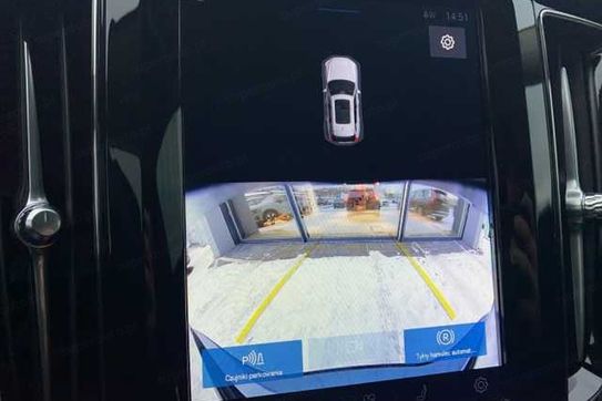 Volvo XC60 T8 Plug-In Hybrid AWD Ultra Bright