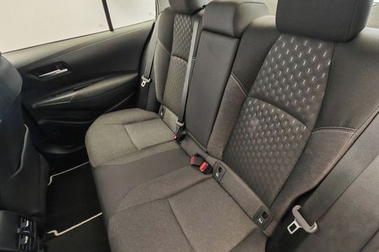 Toyota Corolla Comfort 1.5 benzyna