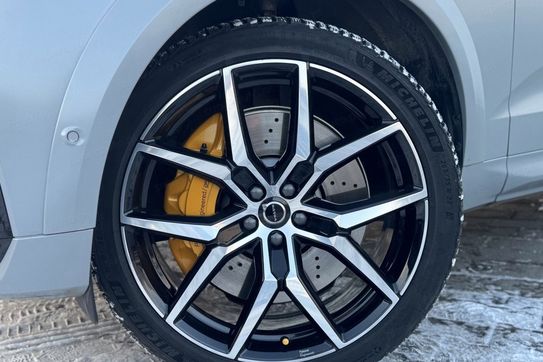 Volvo XC60 T8 Plug-In Hybrid AWD Polestar Engineered Black Edition