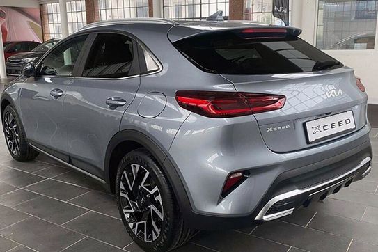 Kia XCeed 1.6 T-GDI Business Line DCT