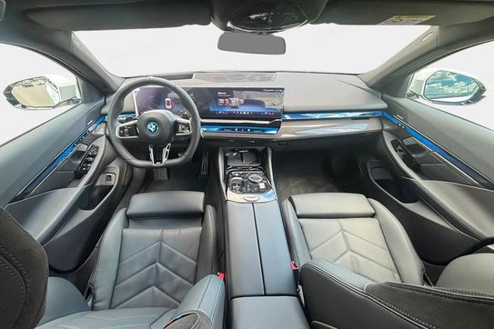 BMW Seria 5 530e xDrive M Sport