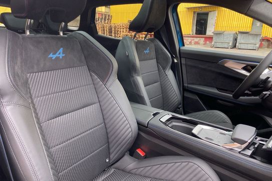 Renault Austral Esprit Alpine 1.3 TCe mHEV