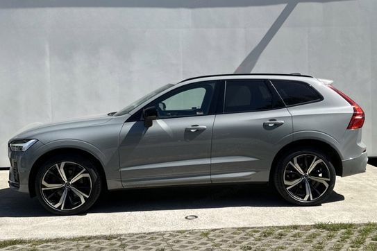Volvo XC60 B5 B AWD Ultra Dark aut