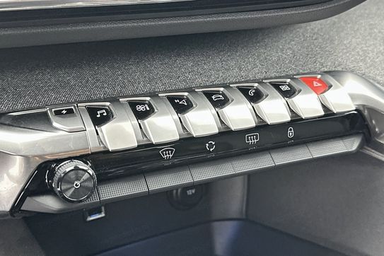 Peugeot 3008 Allure Pack 1.6 Hybrid e-EAT8