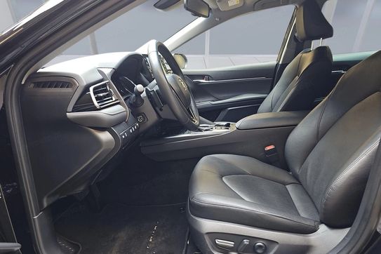 Toyota Camry 2.5 Hybrid Executive CVT