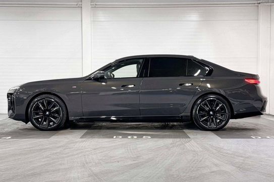 BMW Seria 7 740d xDrive M Sport