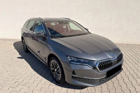 Skoda Octavia Selection 1.5 TSI mHEV DSG