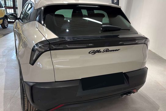 Alfa Romeo Junior 1.2 Ibrida Ti