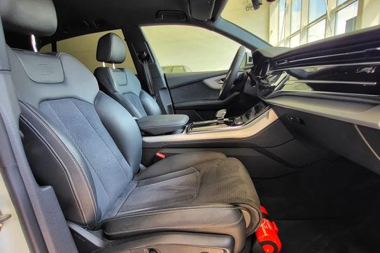 Audi Q8 45 TDI quattro Tiptronic