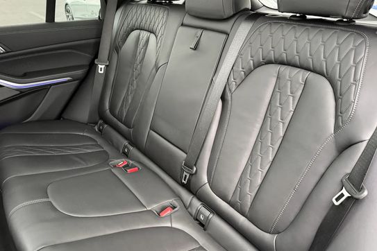 BMW X5 M50i xDrive
