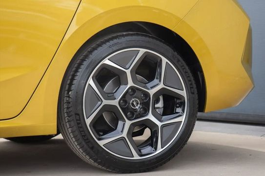 Opel Astra Ultimate 1.2 Turbo  eDCT6  mHEV