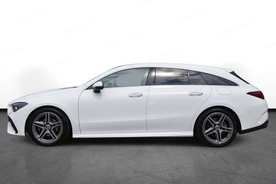 Mercedes CLA Shooting Brake 180 AMG Line