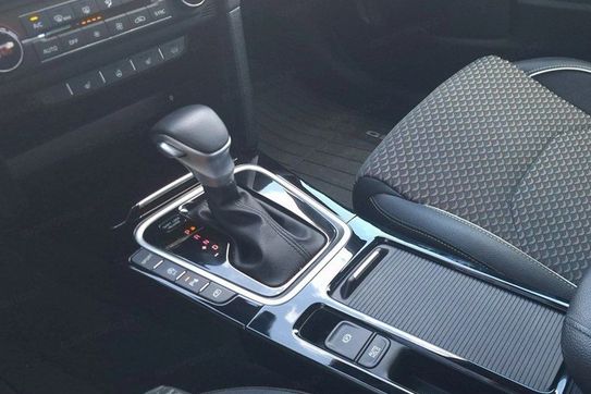 Kia XCeed T-GDI Business Line DCT