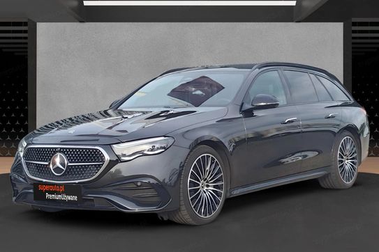 Mercedes Klasa E Kombi 220 d 4-Matic AMG Line