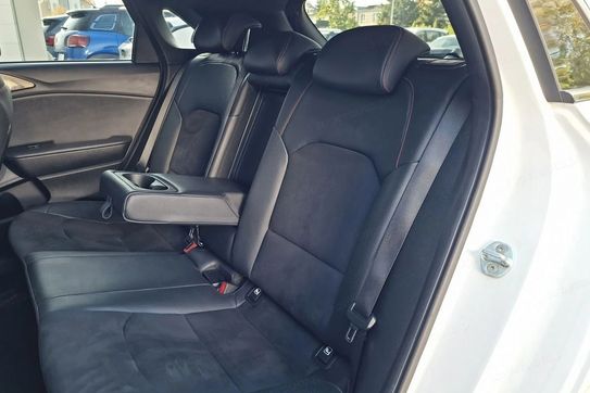 Kia Ceed 1.6 t-Gdi Gt