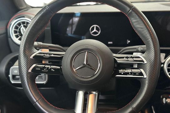 Mercedes CLA 220 4-Matic AMG Line