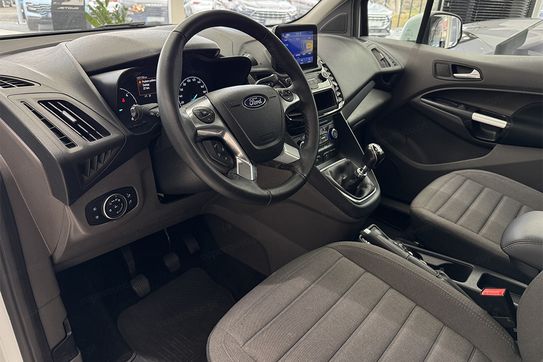 Ford Tourneo Connect L1H1 Titanium