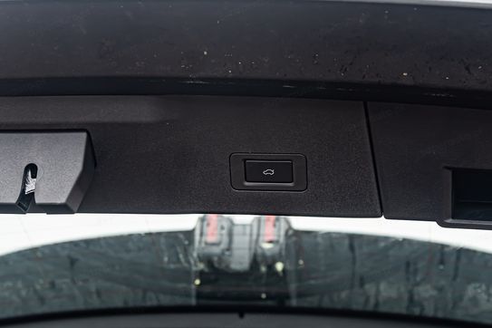 Omoda 9 1.5 Super Hybrid Exclusive AWD