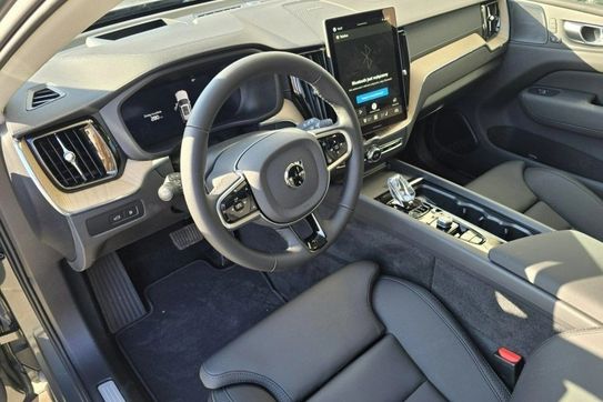 Volvo XC60 T8 Plug-In Hybrid AWD Ultra Dark aut