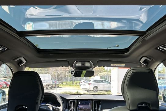 Volvo XC60 B5 B AWD Plus Black Edition aut