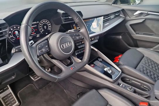 Audi A3 RS3 TFSI quattro S tronic