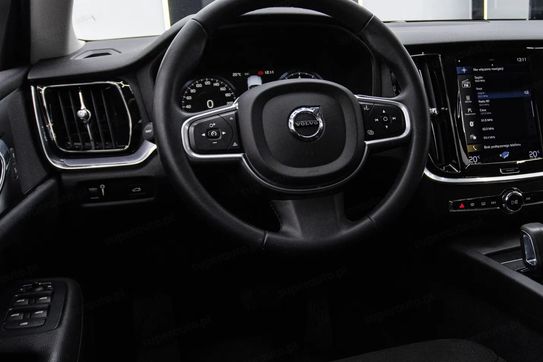 Volvo V60 B3 B Momentum Core aut