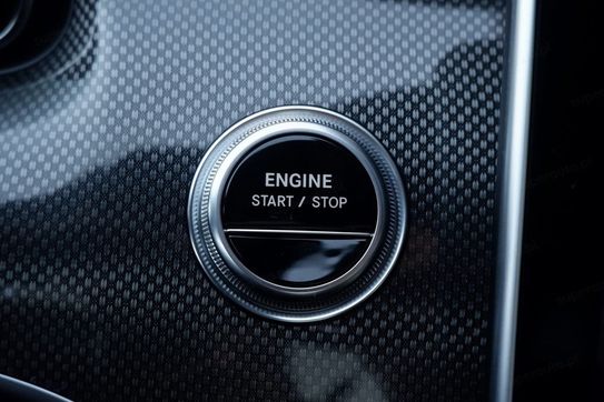Mercedes Klasa C 220 d 4-Matic AMG