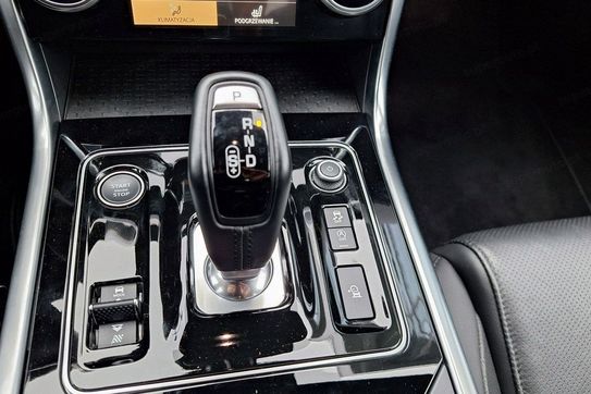 Jaguar XE D200 AWD SE