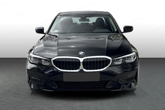 BMW Seria 3 318i