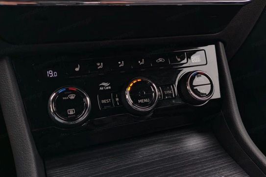 Skoda Superb 2.0 TDI Style DSG