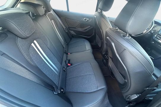 BMW Seria 1 118i Sport Line Shadow