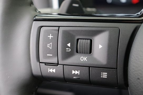 Nissan Qashqai Tekna 1.3 mHEV CVT