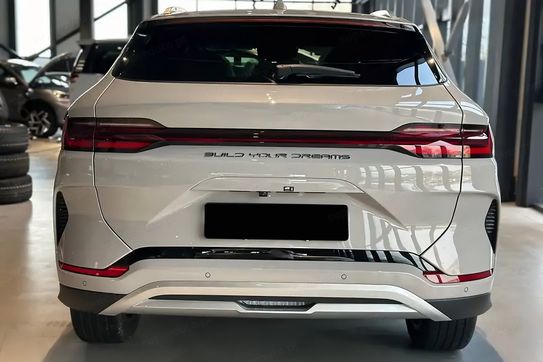 BYD Seal U DM-i  Design AWD