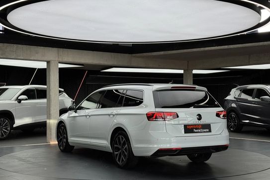 Volkswagen Passat 1.5 TSI Business EVO