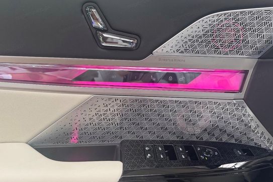 BMW Seria 7 740d xDrive M Sport